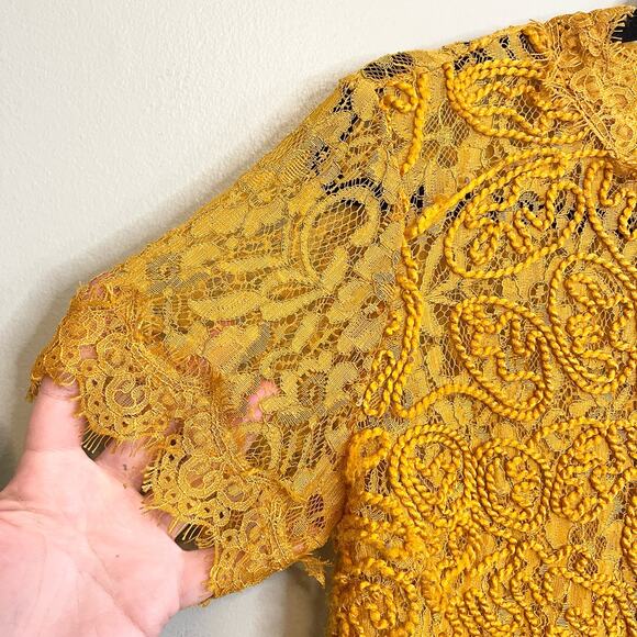 Zara Trafaluc Yellow Lace Short Sleeve Top Size M - Picture 2 of 6